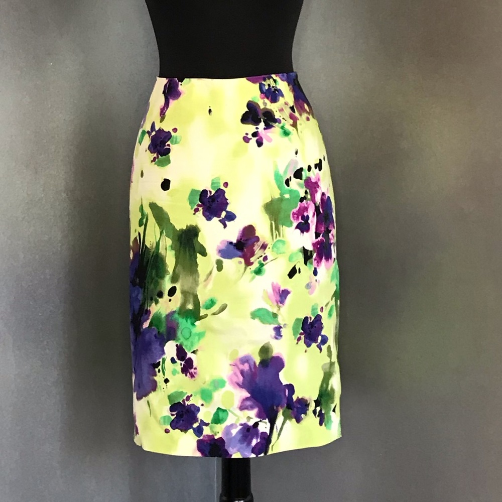 Jones New York Vibrant Abstract Skirt Size -8